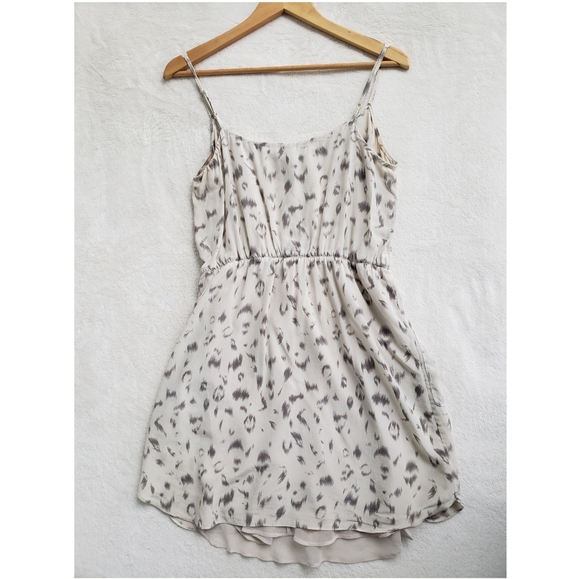 Babaton Leopard Silk Dress with Pockets - Picture 5 of 16